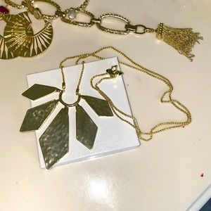 Kendra Scott necklace *PRICE FIRM*